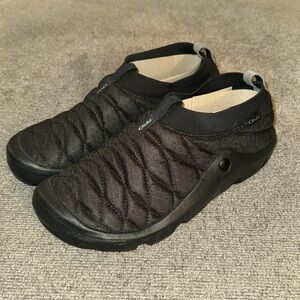 Oboz Whakata Puffy Shoes NWT